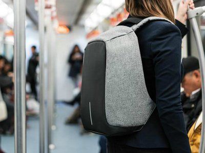 MOCHILA ANTIRROBO Impermeable