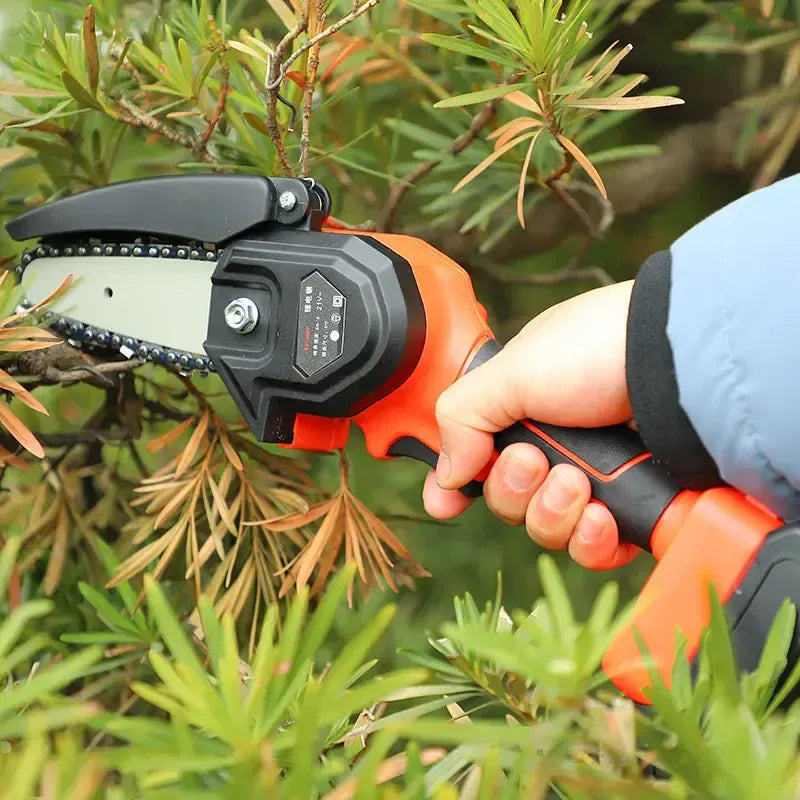 🔌🌲 ¡Descubre la Potencia de la MINI MOTOSIERRA ELÉCTRICA™! 🪓✨